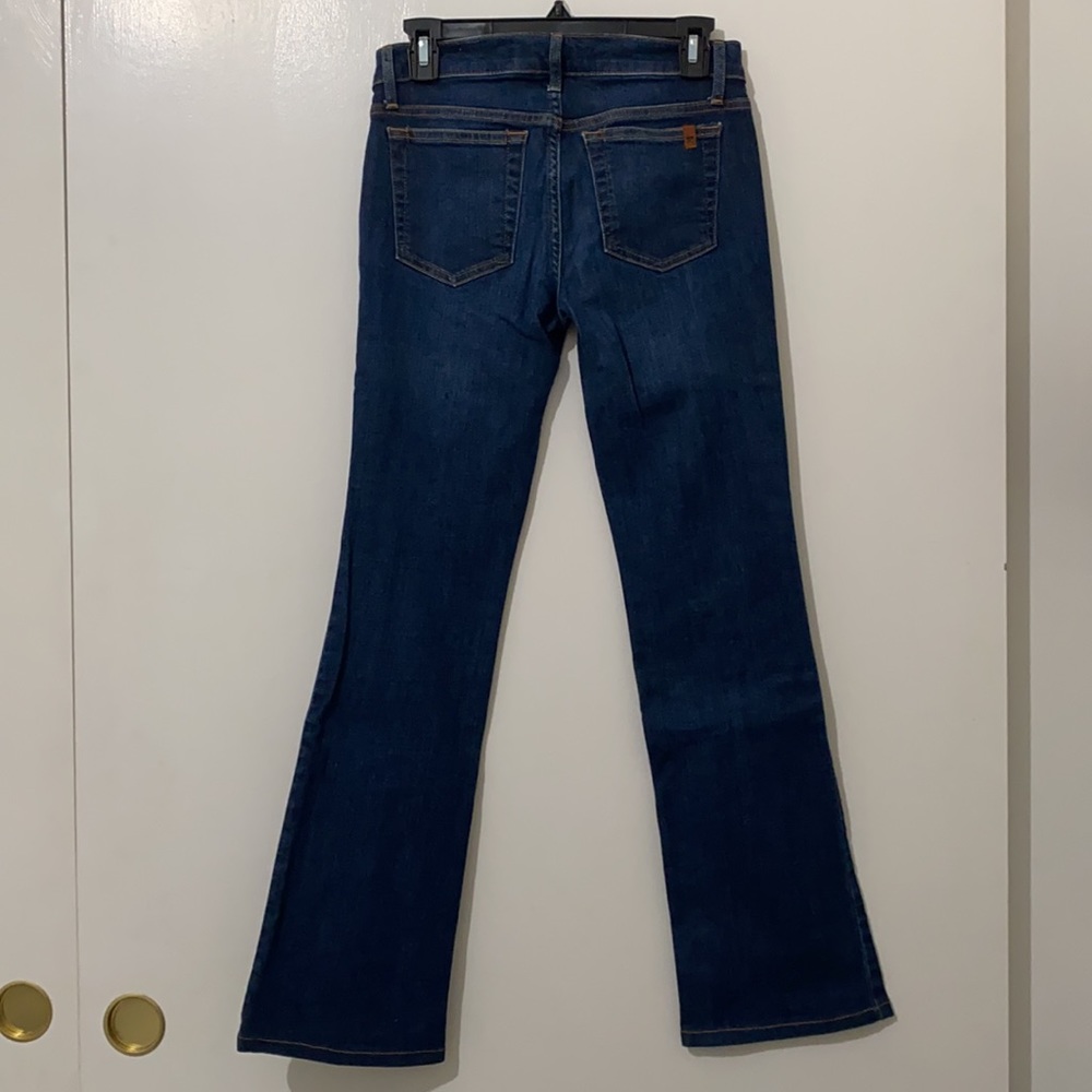 Jeans ๐ - Picture 2 of 4